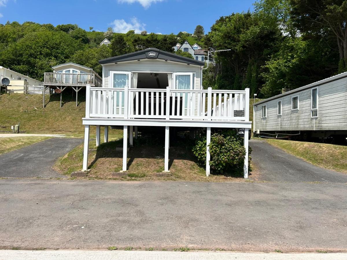 Balmoral Villa Pendine Exterior photo